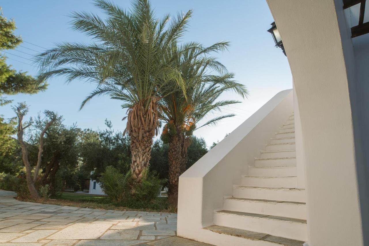 Far Out Village Hotel Mylopotas Exterior photo
