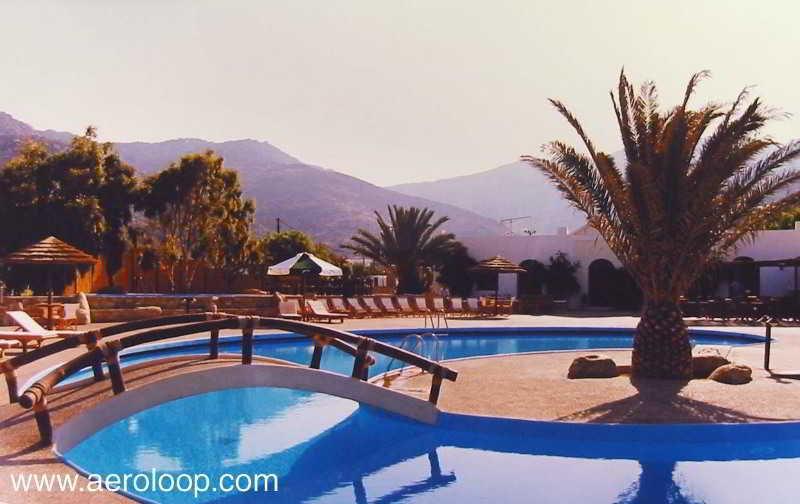 Far Out Village Hotel Mylopotas Exterior photo