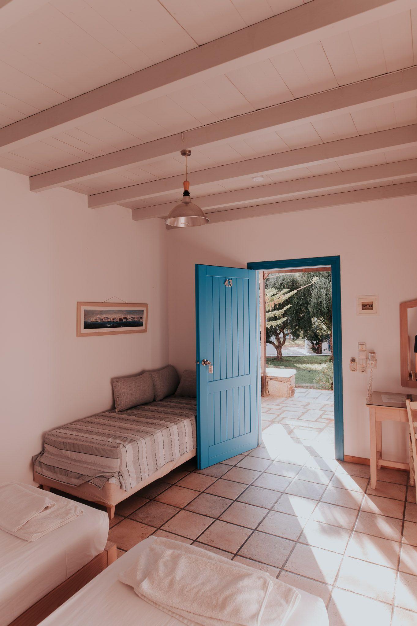 Far Out Village Hotel Mylopotas Exterior photo